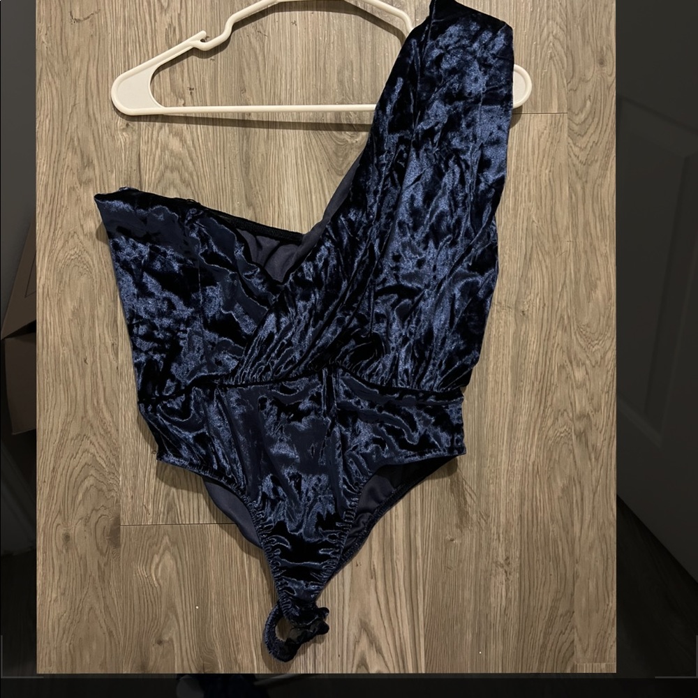 One shoulder bodysuit